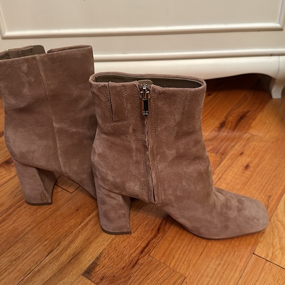 Sam Edelman Codie Ankle Bootie - Picture 5 of 10